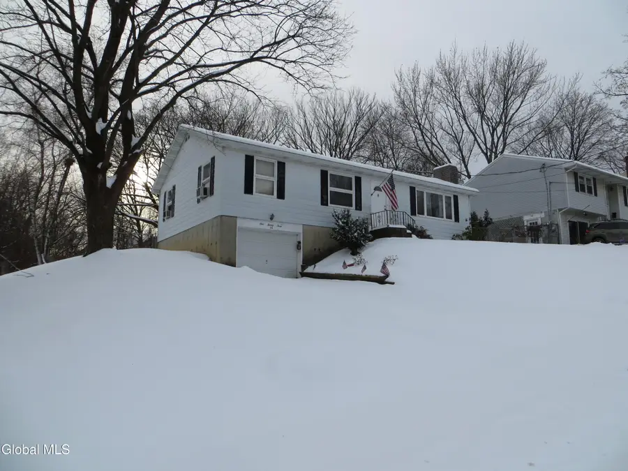 34 Wolfert Avenue, Menands, NY 12204 - Image #3