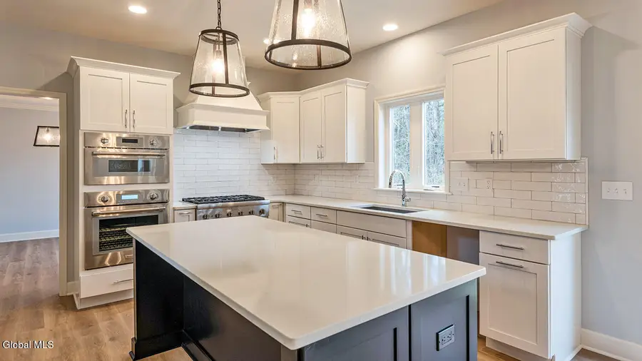 14 Stone Creek Drive, East Greenbush, NY 12061 - Image #2