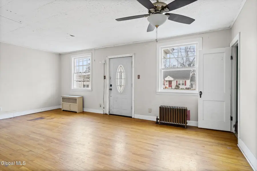 2029 Cardiff Road, Rotterdam, NY 12303 - Image #2