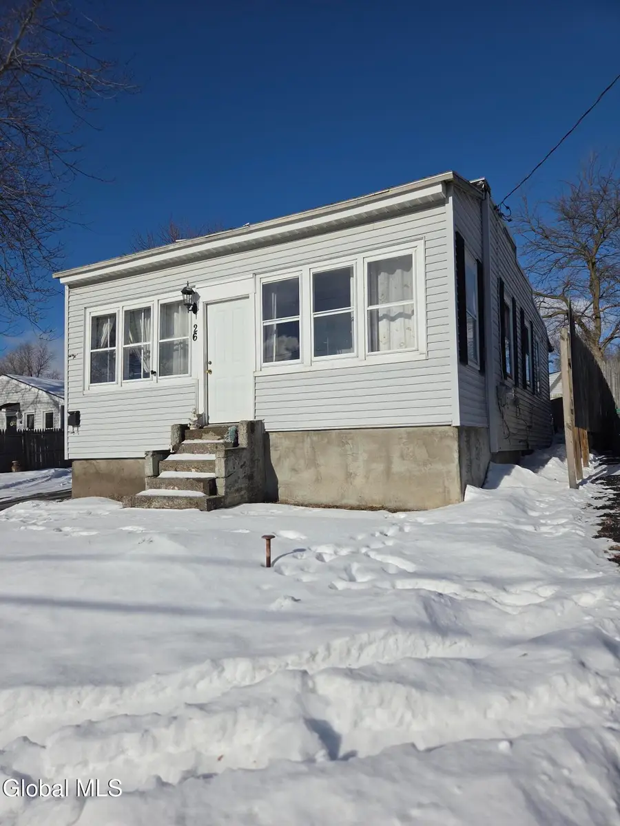 26 Winthrop Street, Colonie, NY 12205 - Image #2