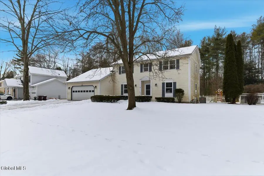 36 Dunwoodie Road, Bethlehem, NY 12077 - Image #2