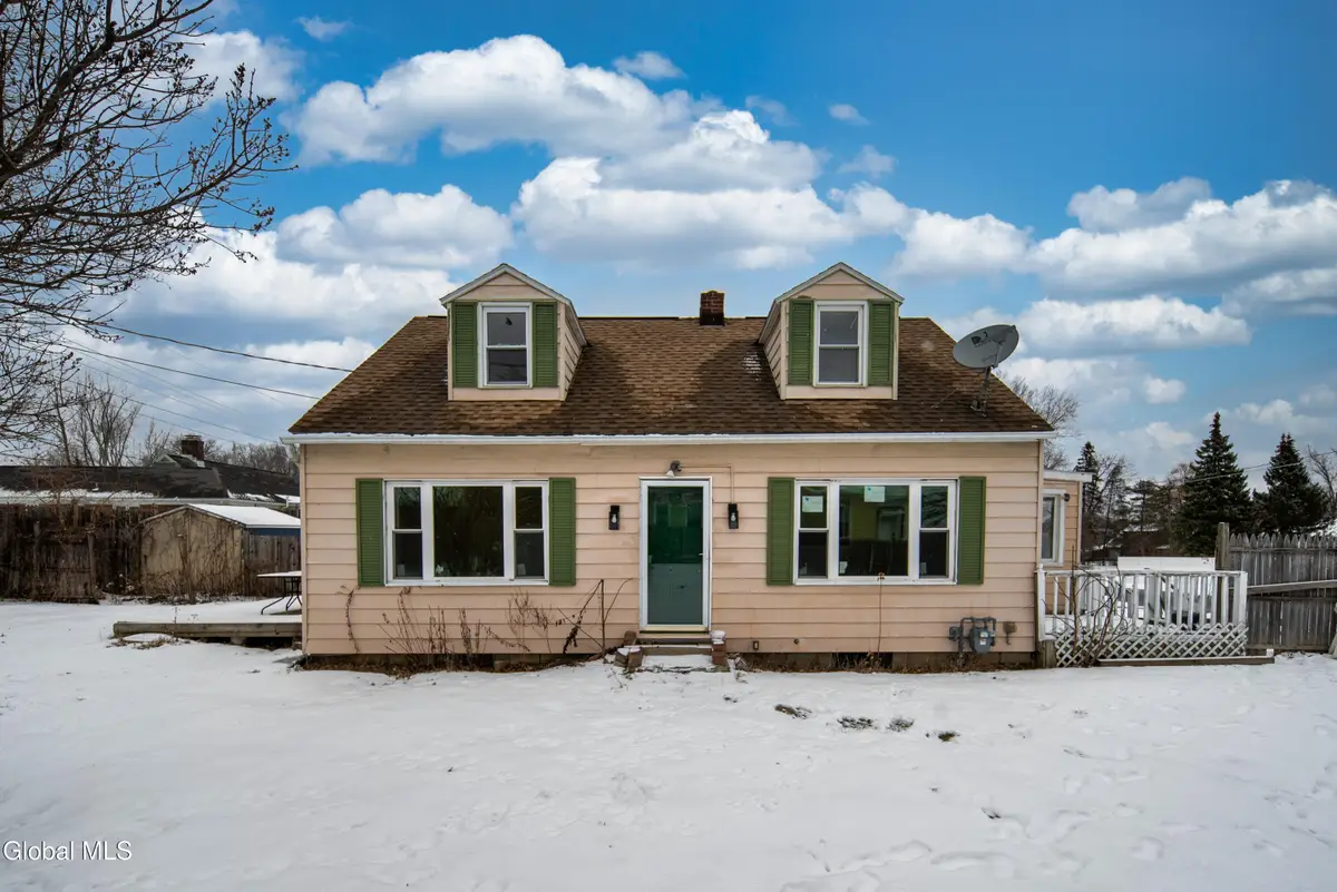 35 Conliss Avenue, Cohoes, NY 12047 - Image #1