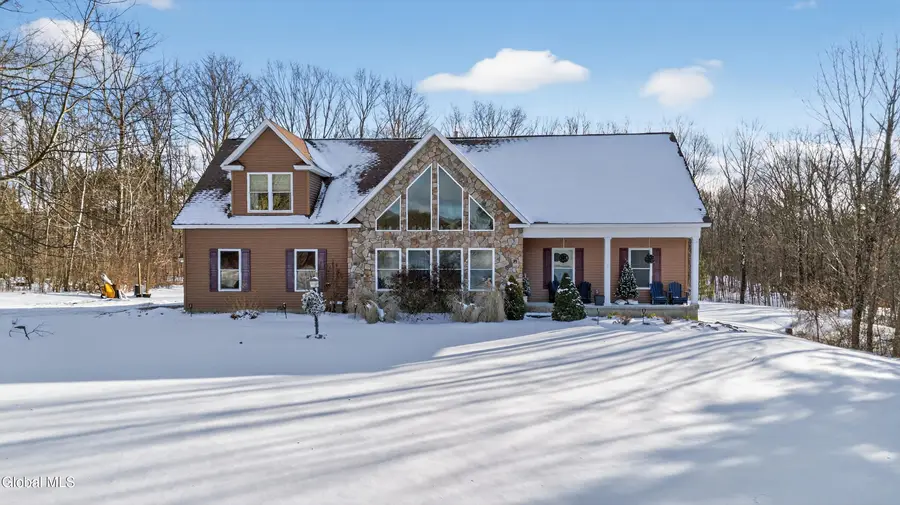 15 Debbie Lane, Sand Lake, NY 12018 - Image #2