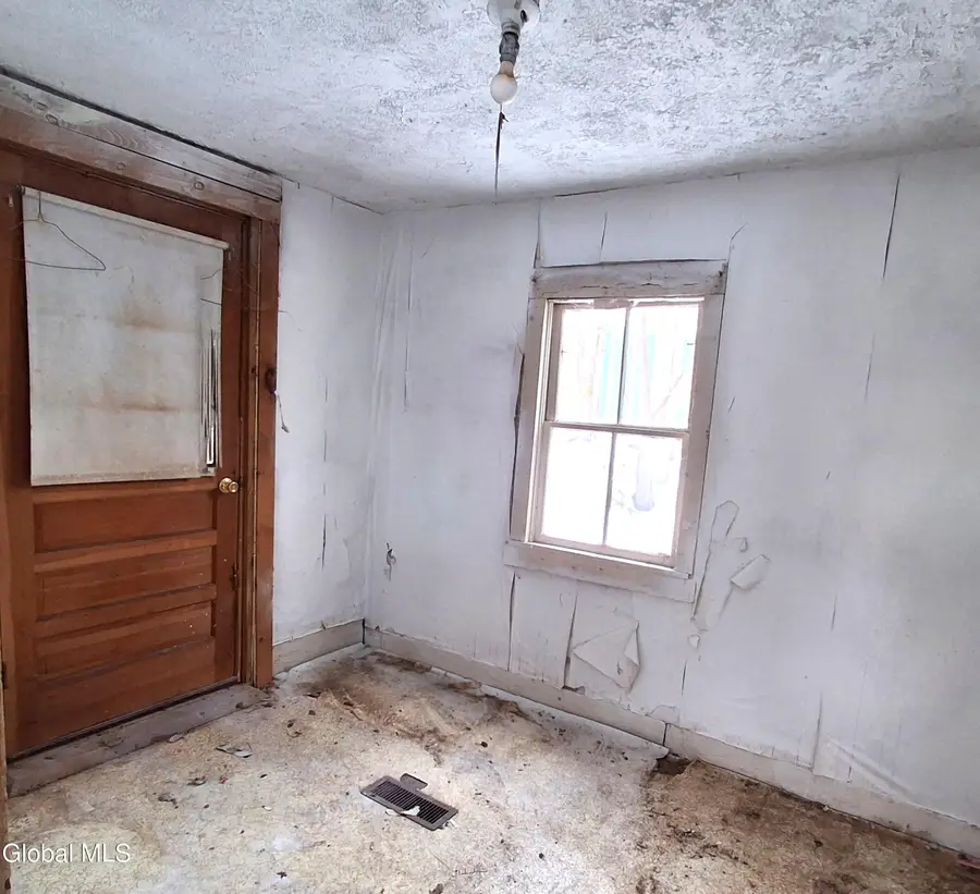 29 Moss Street, New Berlin, NY 13411 - #3