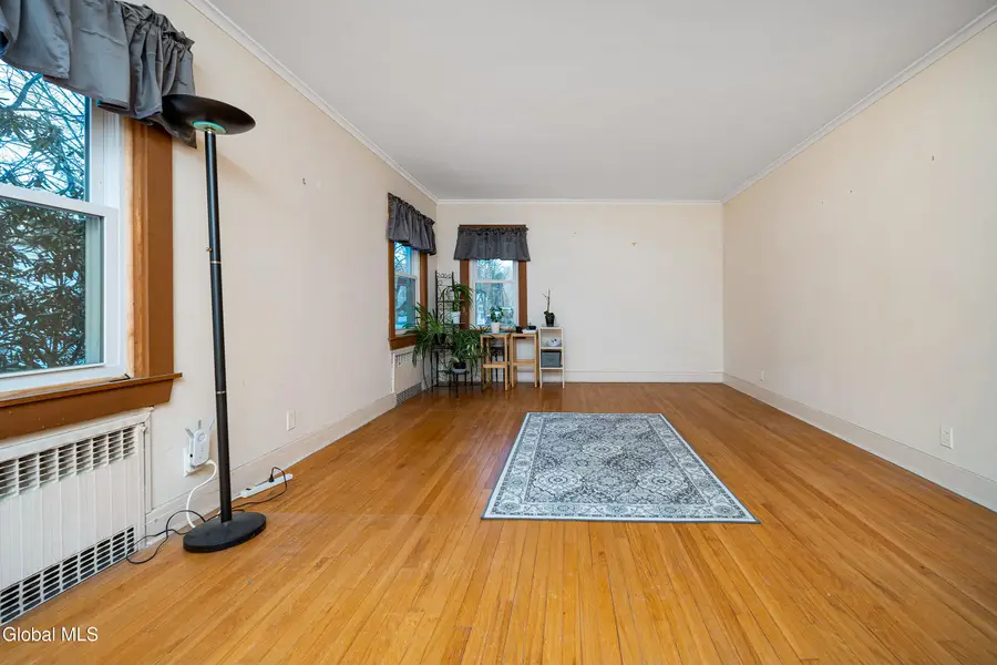 8 Providence Street, Guilderland, NY 12203 - Image #3