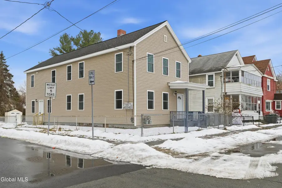 902 24th Street, Watervliet, NY 12189 - Image #2