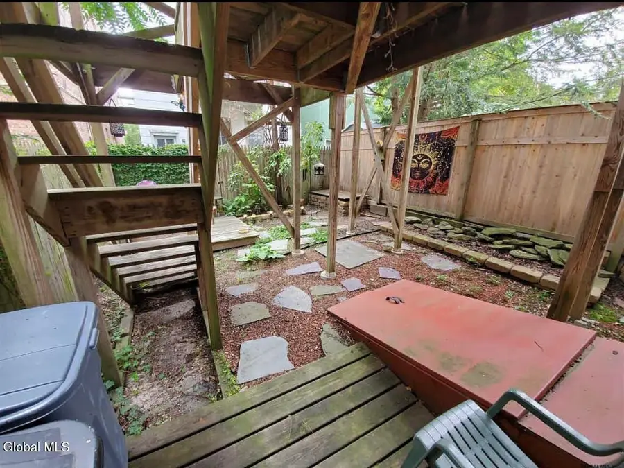 208 Elm Street, Albany, NY 12202 - Image #2