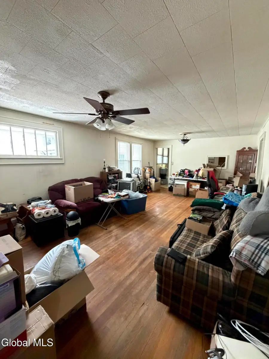 23 Clyde Street, Gloversville, NY 12078 - #3