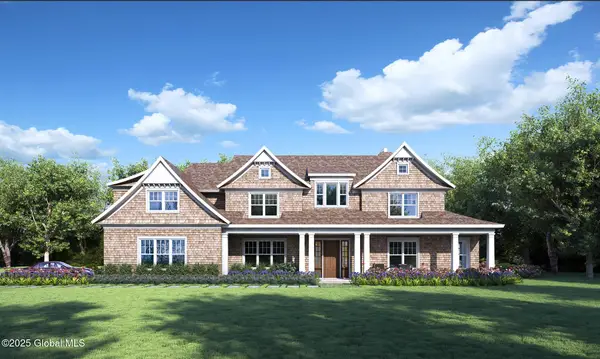 31 Aurora Avenue, Saratoga Springs, NY 12866