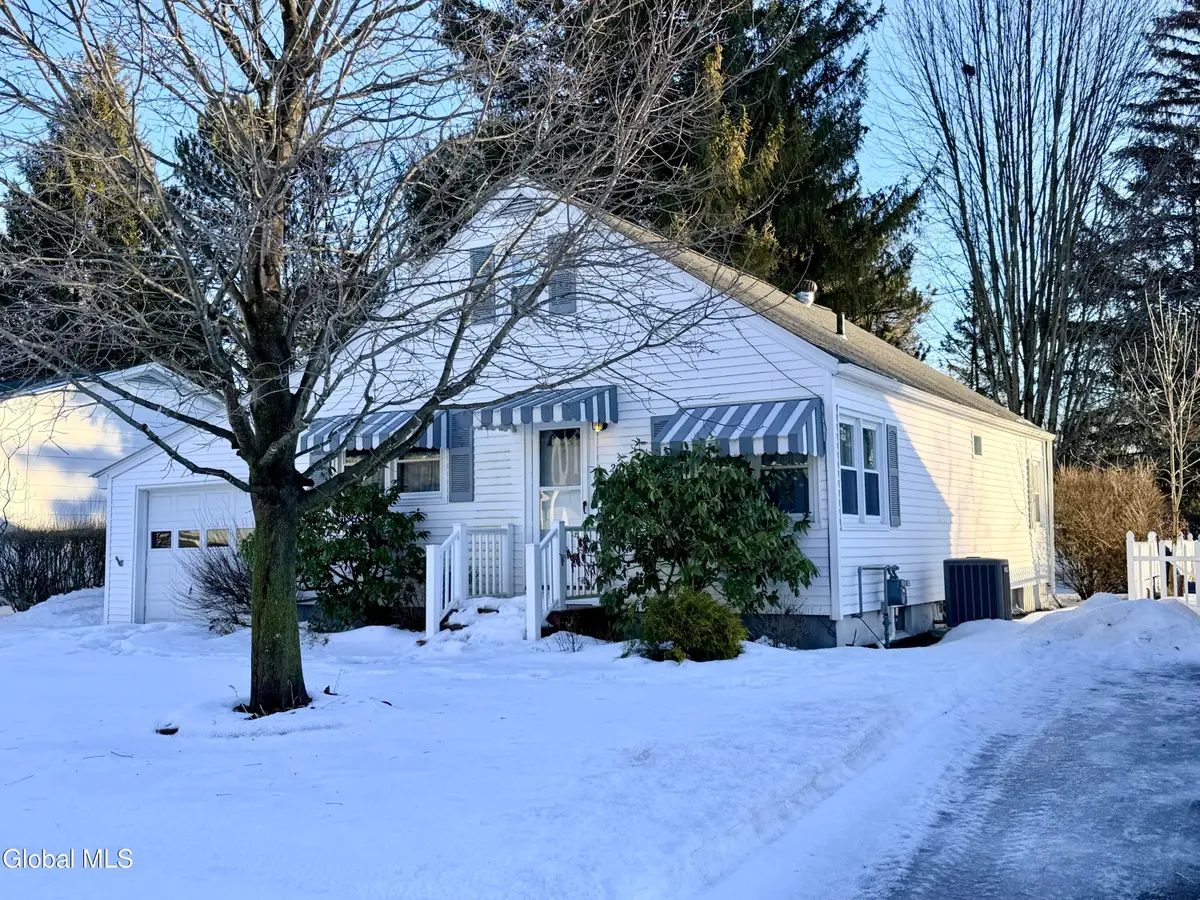 216 N Chase Street, Johnstown, NY 12095 - #1