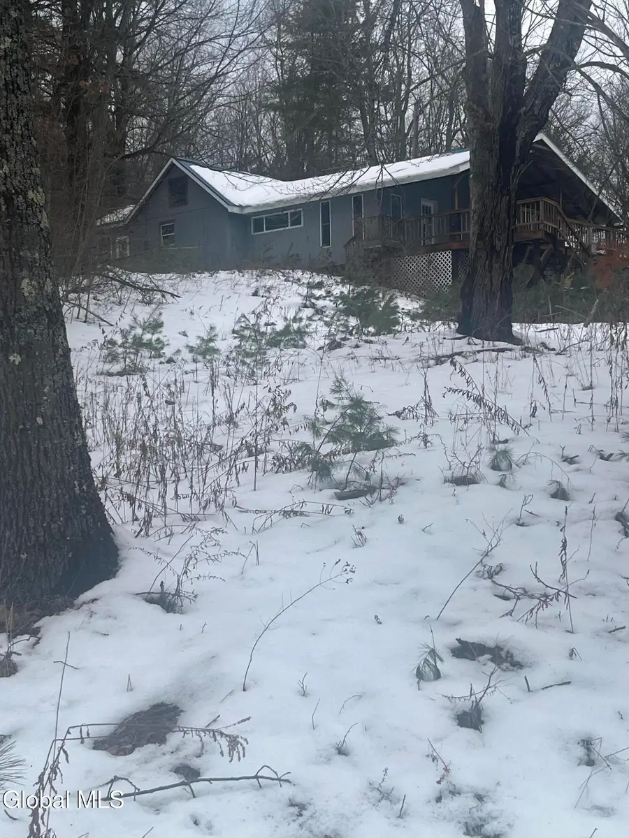 20 Hampton Heights Way, Hampton, NY 12887 - Image #2