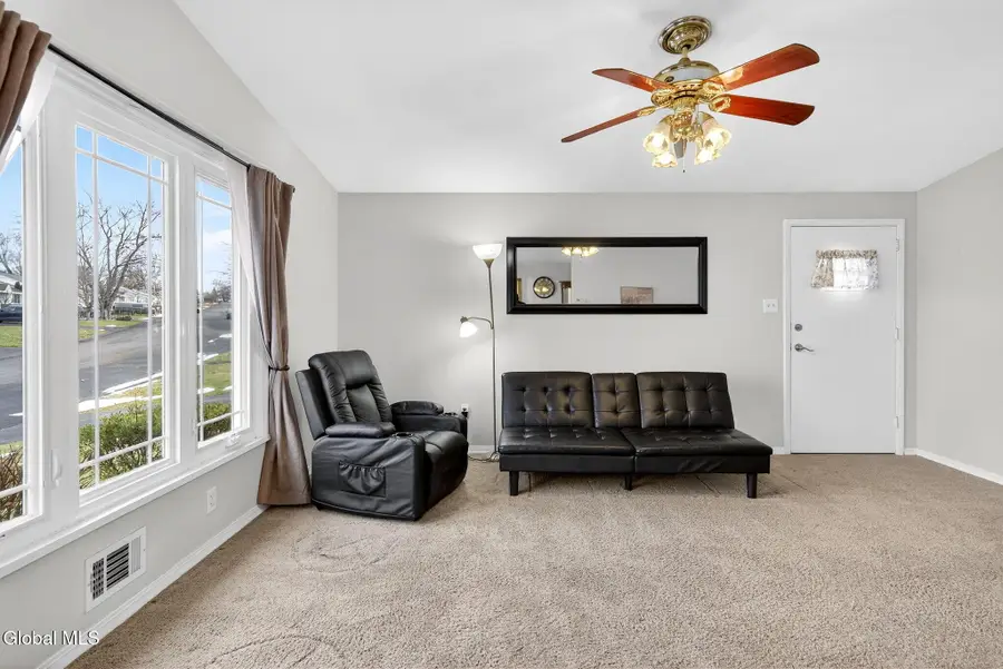 32 Dover Drive, Colonie Town, NY 12110 - Image #3