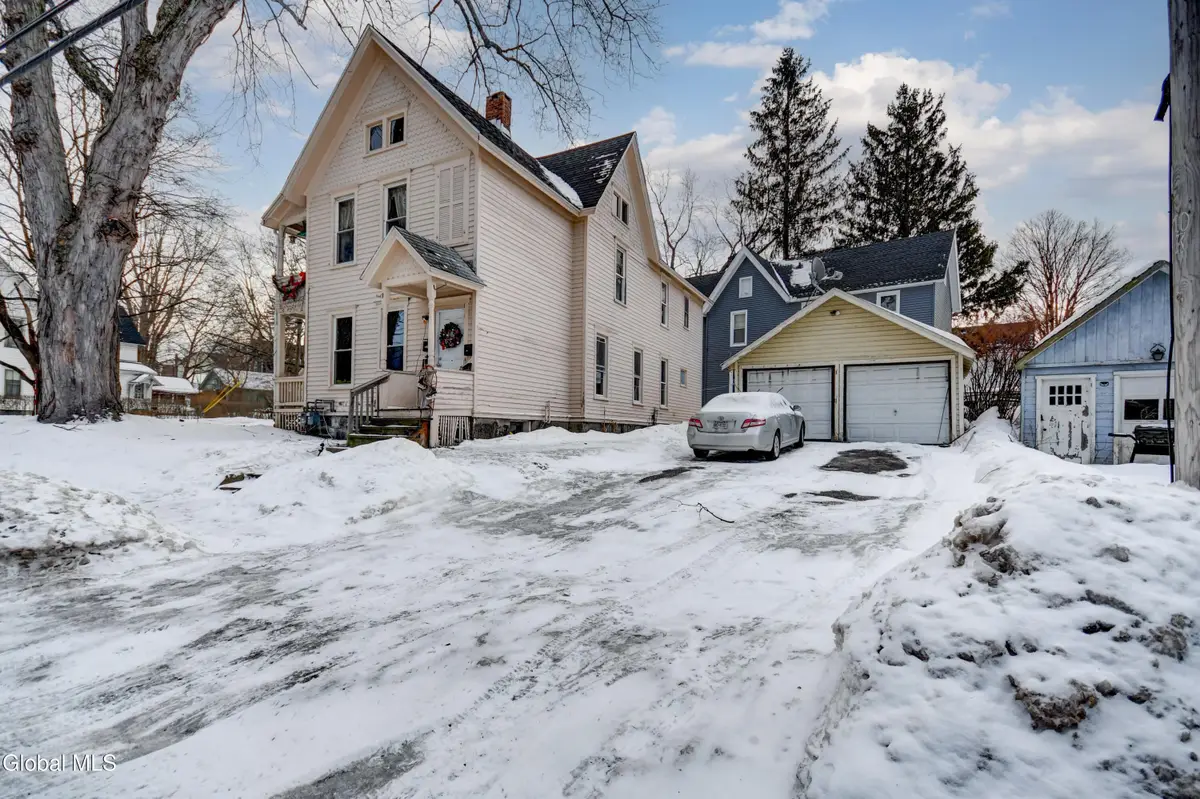 67 W 8th Avenue, Gloversville, NY 12078 - #1