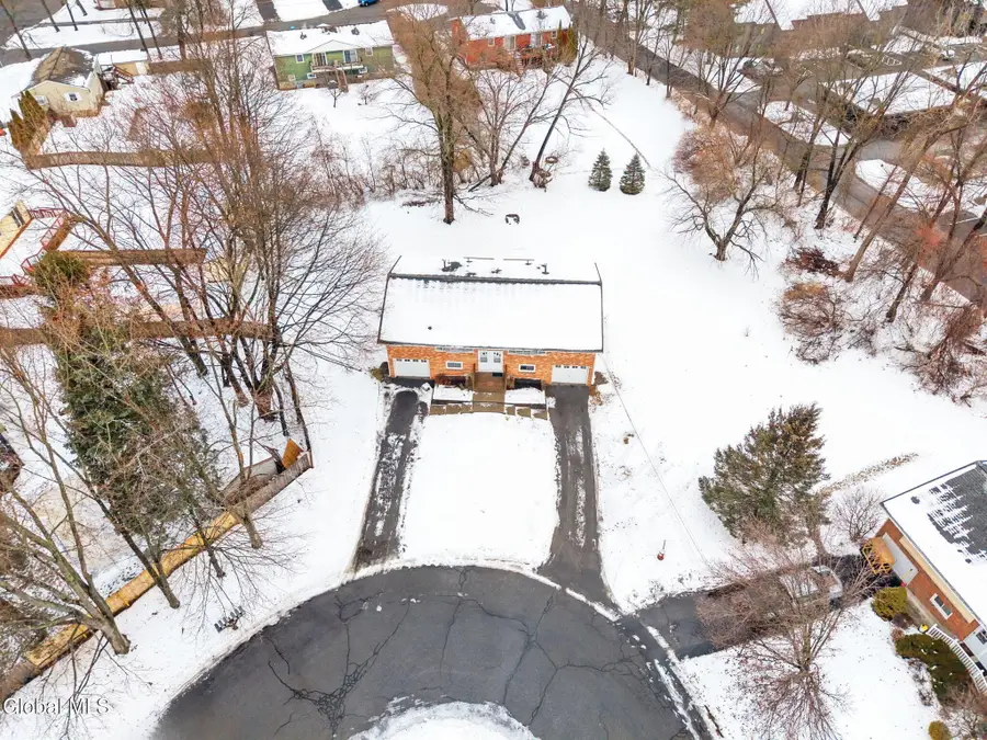 36-38 Brenda Court, Guilderland, NY 12203 - Image #2