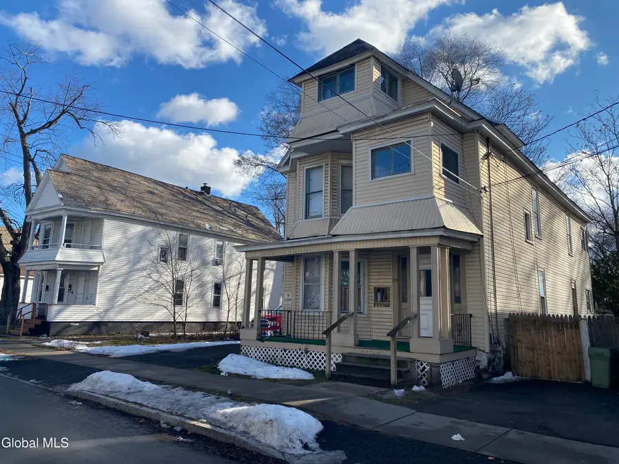 39 Kelton Avenue, Schenectady, NY 12304 - Image #2