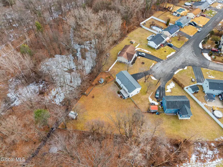 77 Bridle Path, Colonie, NY 12205 - Image #3