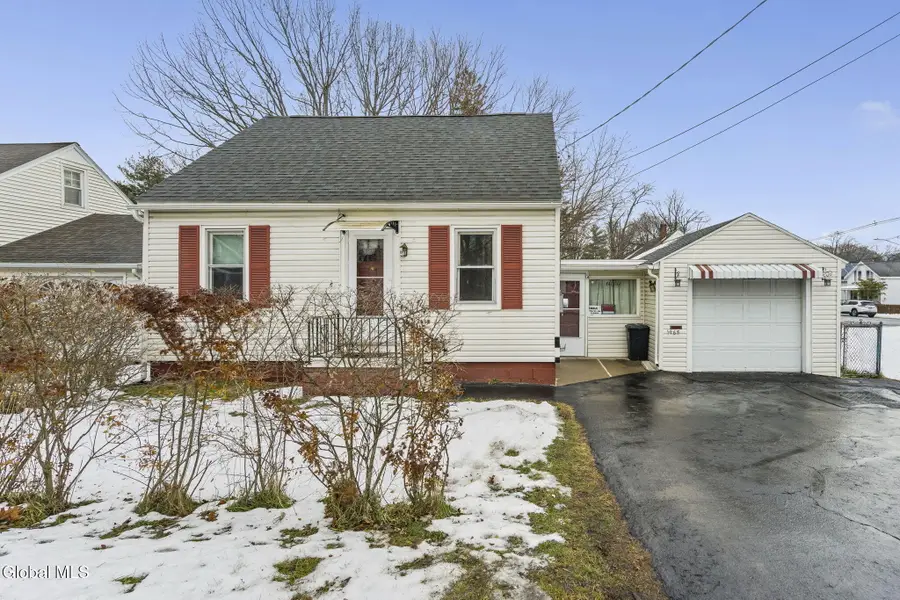 1468 Helderberg Avenue, Rotterdam, NY 12306 - Image #2