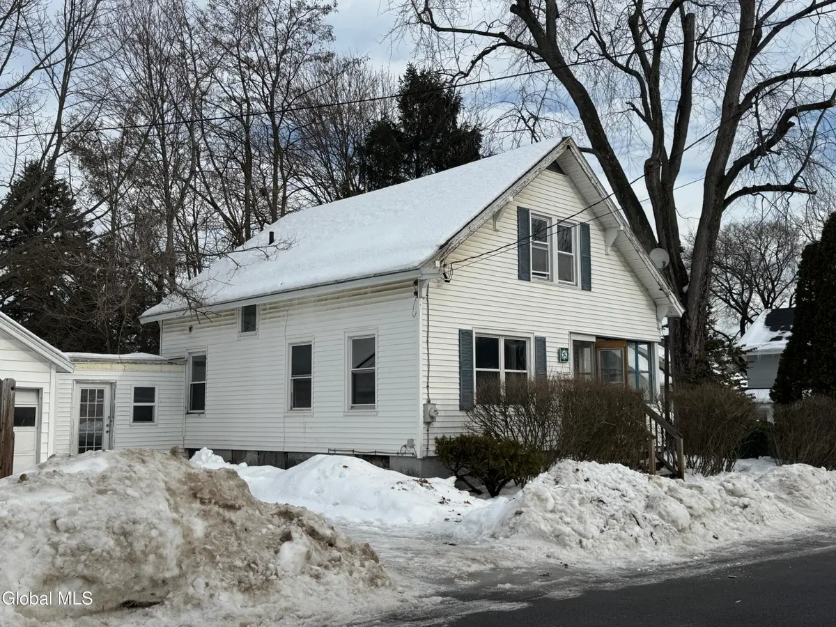 29 Woodward Avenue, Gloversville, NY 12078 - Image #1