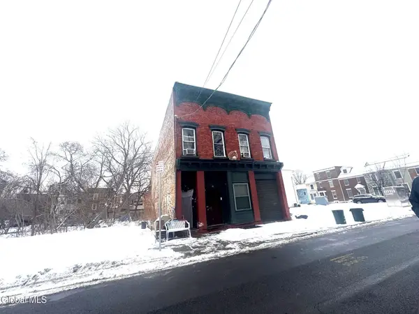 31 3rd Avenue, Albany, NY 12202