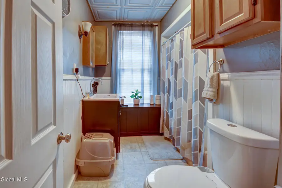 92-94 Washington Street, Gloversville, NY 12078 - Image #3