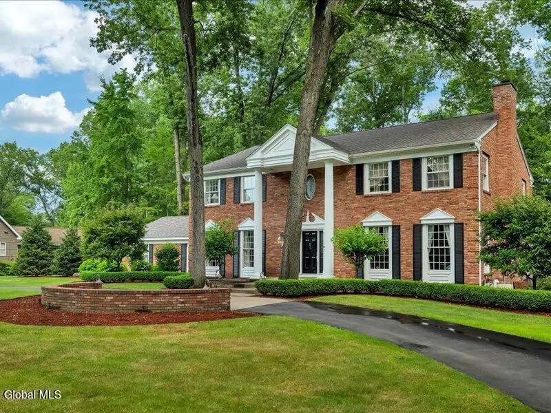 30 Longwood Drive, Saratoga Springs, NY 12866 - Image #3