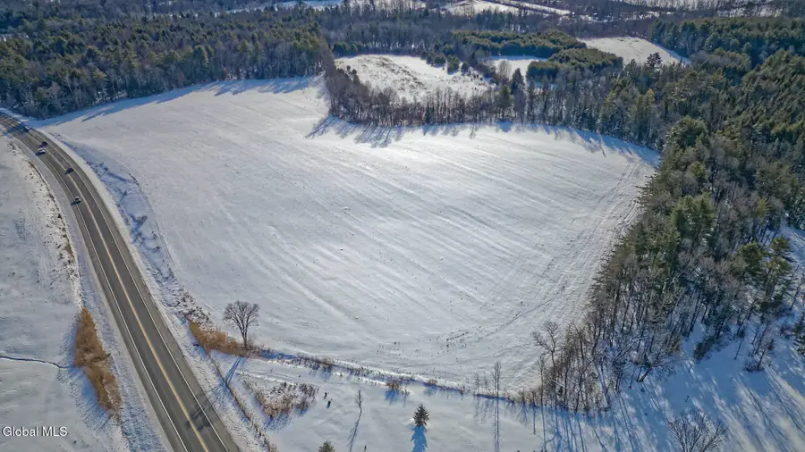 L28 New York 29a, Gloversville, NY 12078 - Image #2