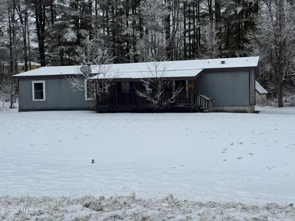 7 Covered Bridge Lane, Jay, NY 12941