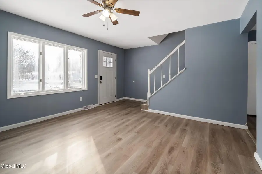 1000 Valentine Drive, Rotterdam, NY 12303 - Image #2