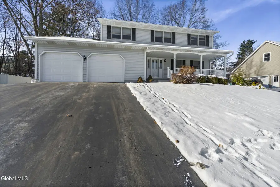 14 Redwood Drive, Glenville, NY 12302 - Image #2