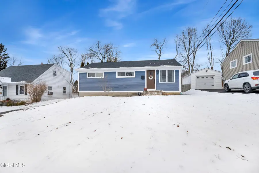 9 Nelson Avenue, Colonie Town, NY 12110 - Image #2