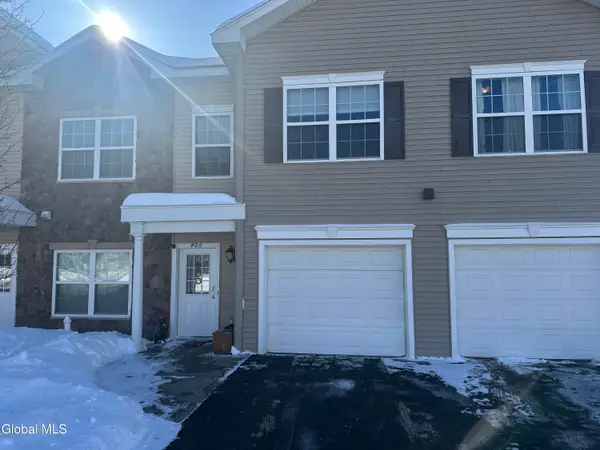 406 Worthington Terrace, North Greenbush, NY 12198