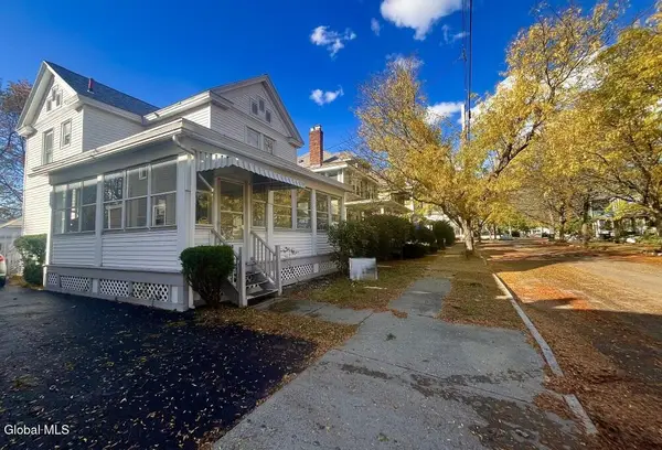 23 Woodrow Court, Troy, NY 12180