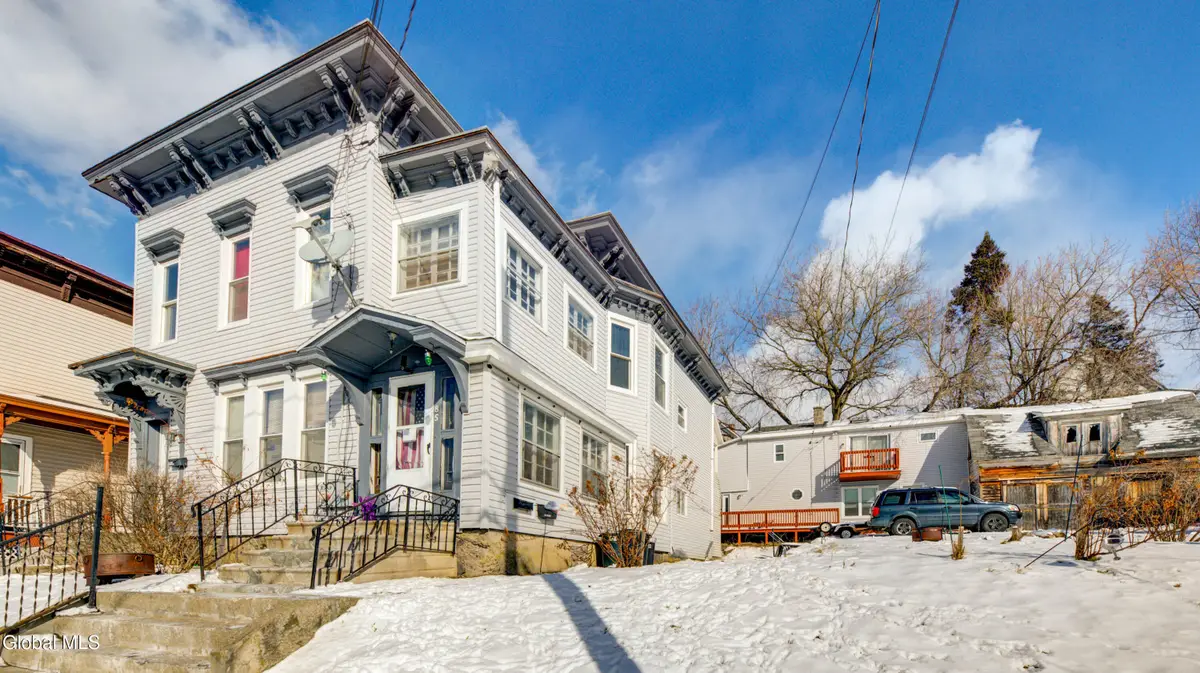 85 Fairview Place, Amsterdam, NY 12010 - Image #1