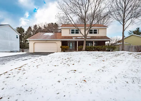 38 Joy Drive, Colonie, NY 12211