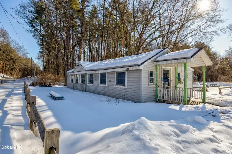 588 Lake Avenue, Saratoga Springs, NY 12866 - #2