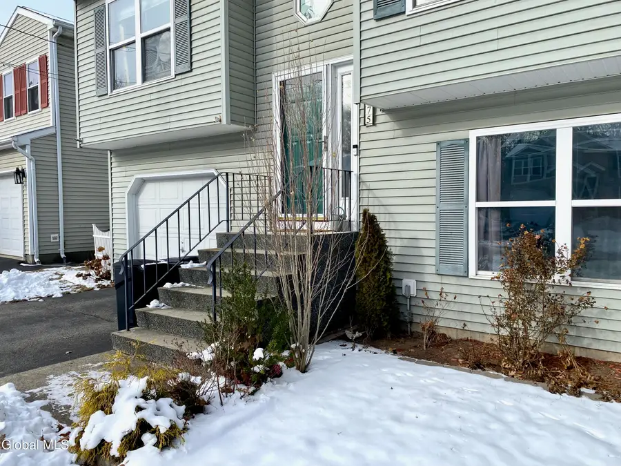 475 Chadwick Road, Schenectady, NY 12304 - Image #2