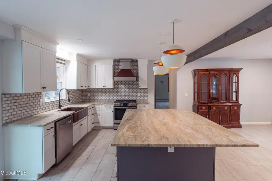 7 Morningside Drive, Clifton Park, NY 12065 - Image #2