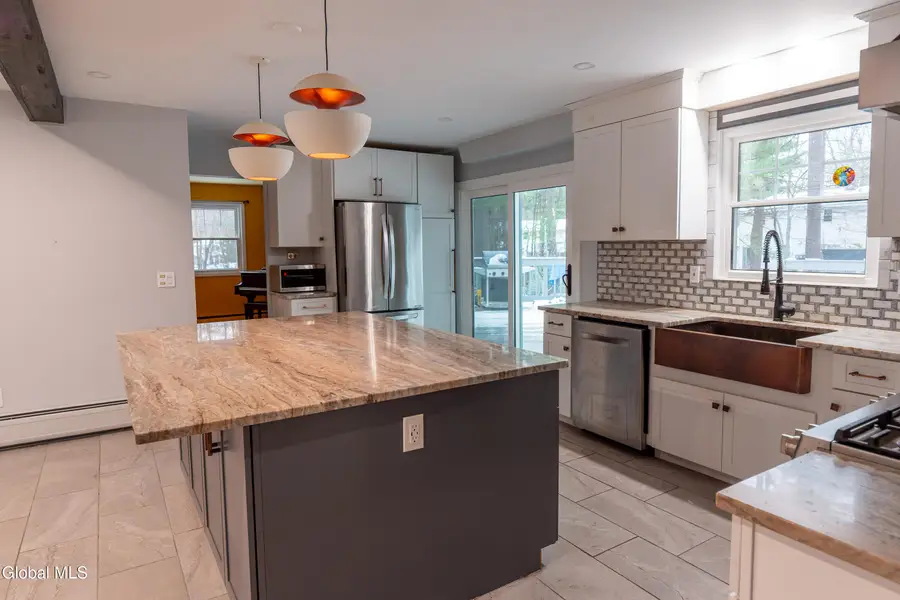 7 Morningside Drive, Clifton Park, NY 12065 - Image #3