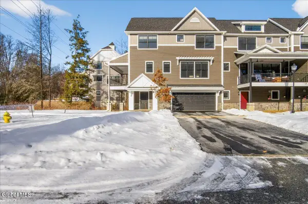 3 Gibson Court, Saratoga Springs, NY 12866