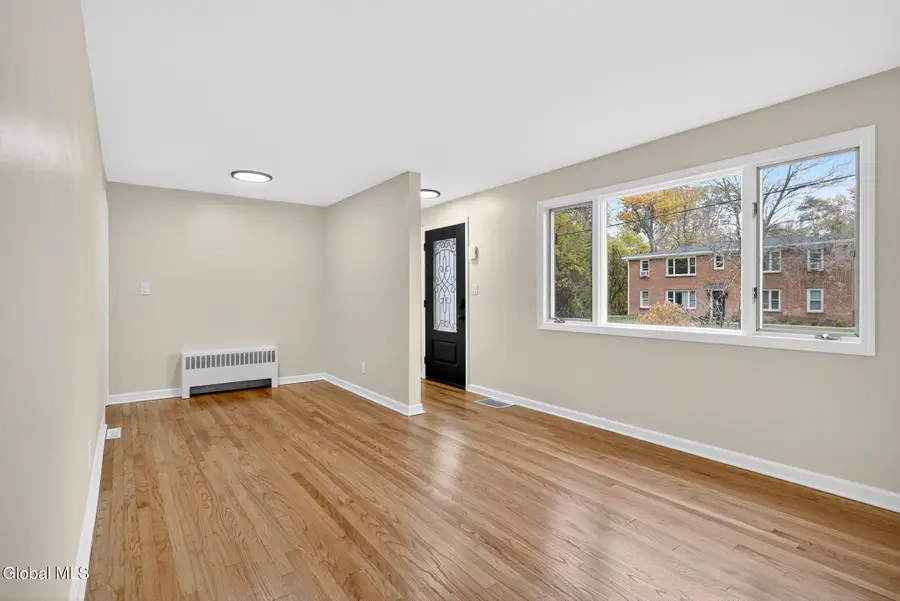 18 Anthony Lane, Colonie, NY 12205 - Image #2