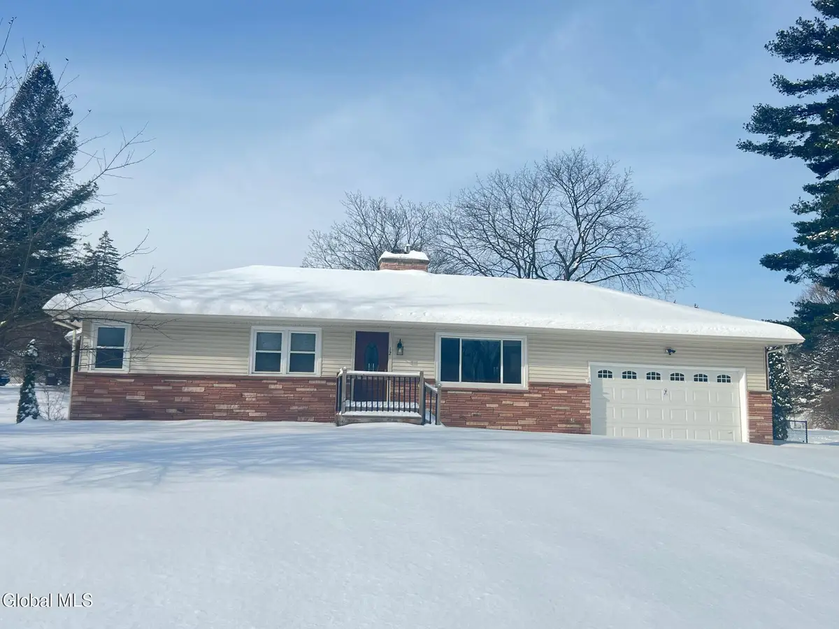 12 Gregory Lane, Loudonville, NY 12211 - Image #1