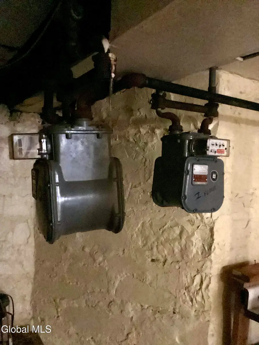 467 Cedar Street, Schenectady, NY 12306 - Image #2