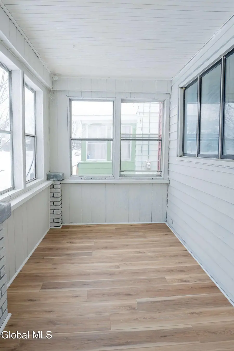 577 Ontario Street, Schenectady, NY 12306 - Image #2