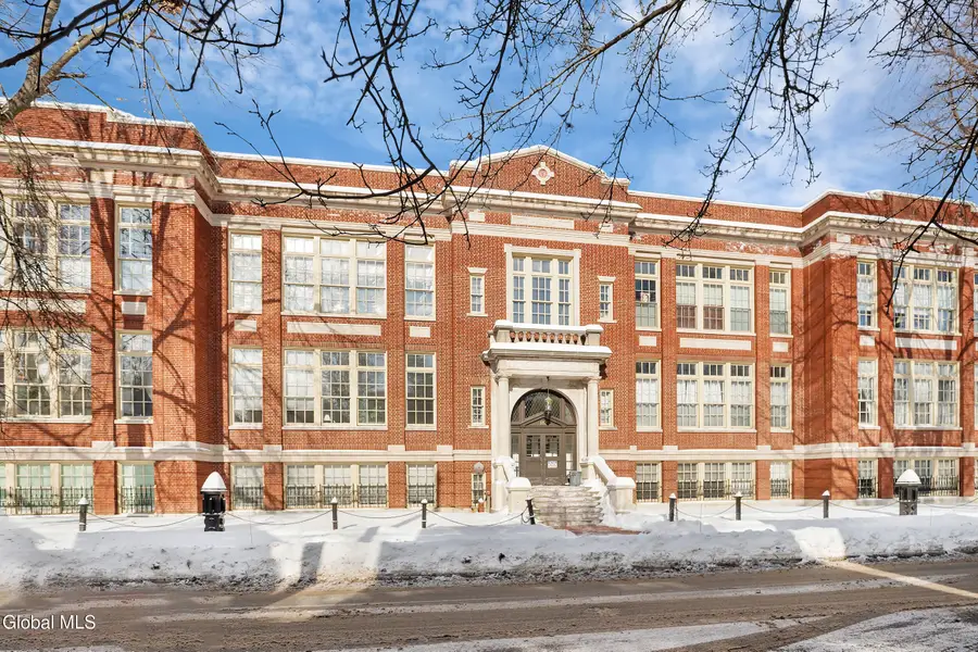 137 Front Street #Apt 311, Schenectady, NY 12305 - Image #2