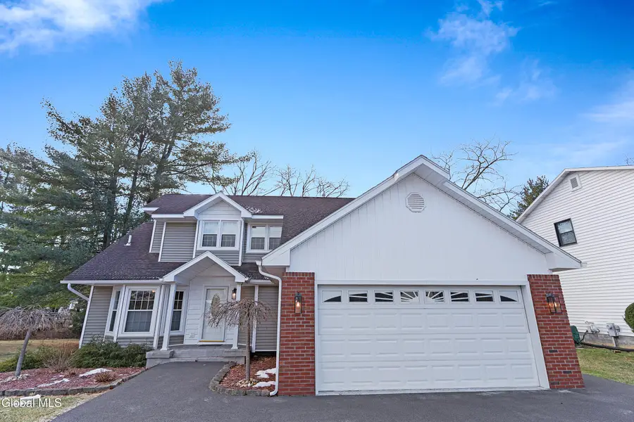 20 Hampshire Way, Colonie Town, NY 12309 - Image #2
