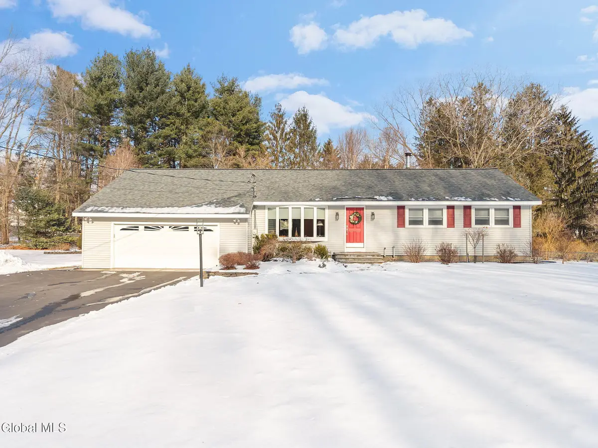 751 Carlton Road, Clifton Park, NY 12065 - Image #1