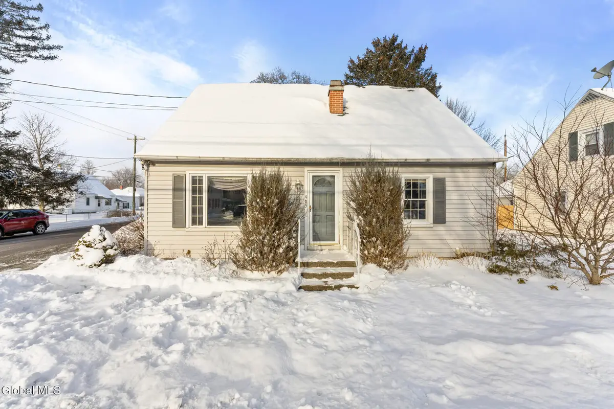 985 Hudson Avenue, Stillwater, NY 12170 - Image #1