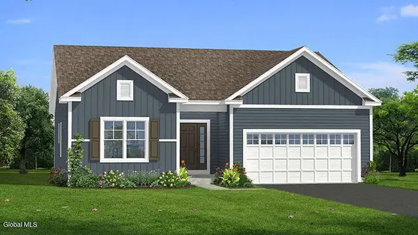 14 Seville Way, Bethlehem, NY 12158