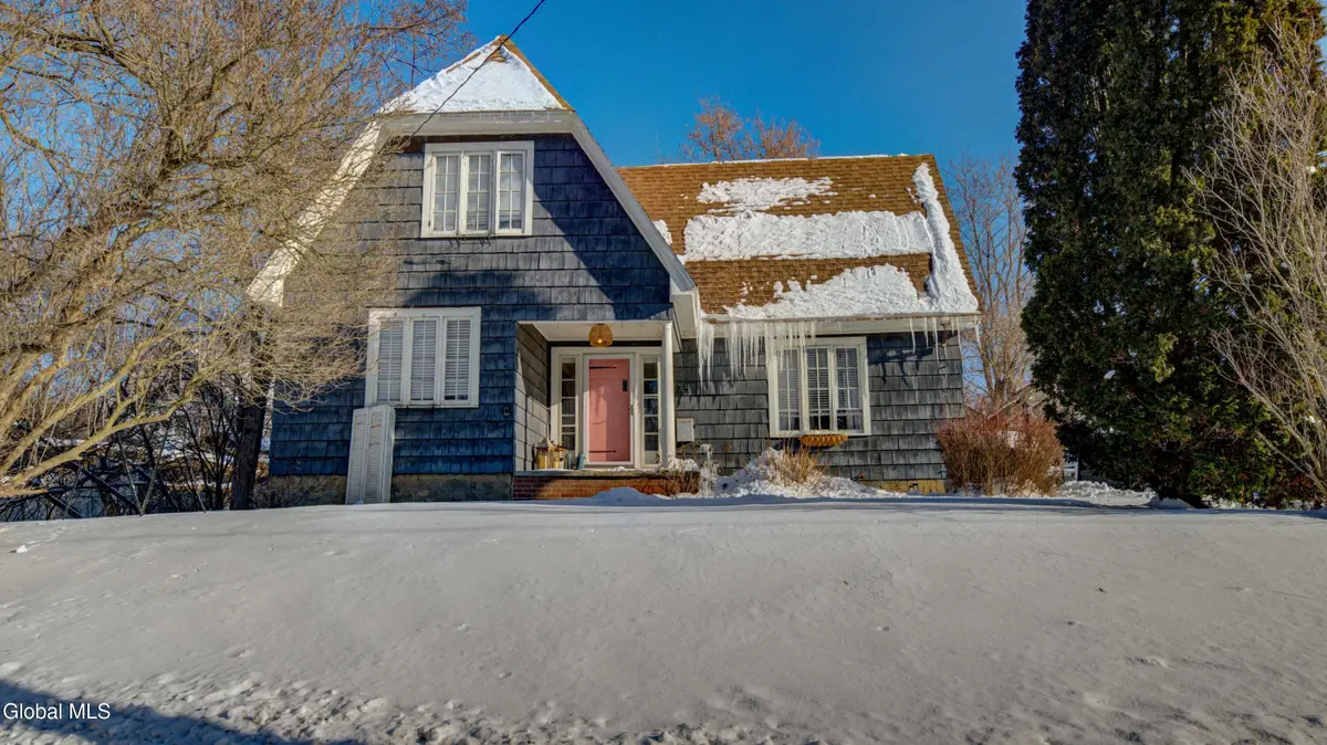 375 W Main Street, Amsterdam, NY 12010 - Image #1