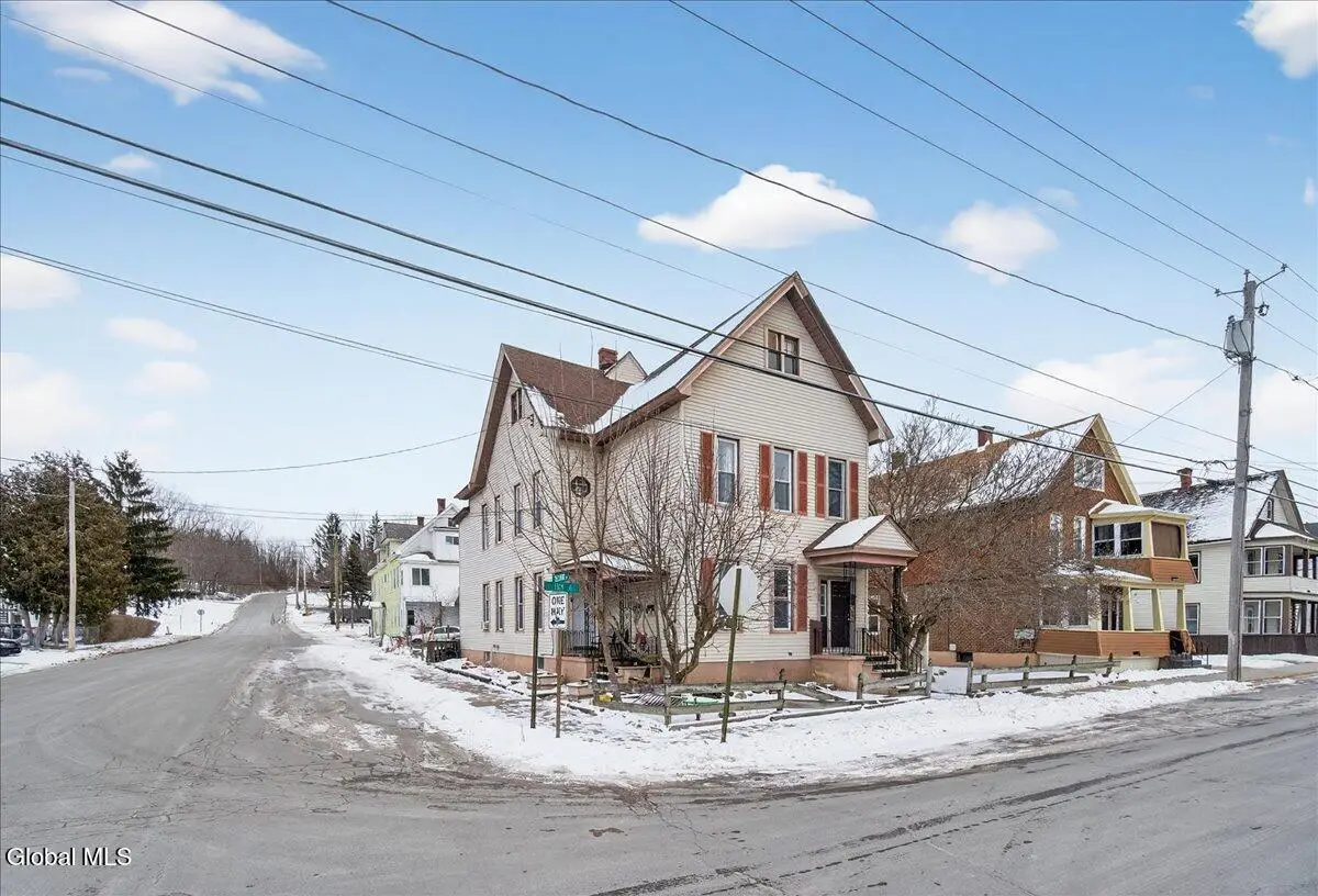 38 Milton Avenue, Amsterdam, NY 12010 - Image #1